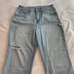Rewash Brand Distressed Vintage High Rise Straight Jean.